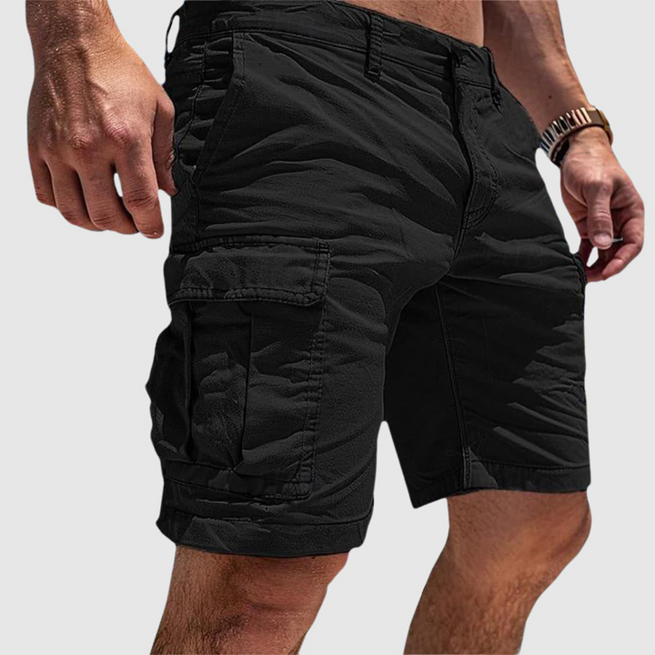 Svarte herre cargo shorts for menn, ideelle som sommershorts og fritidsshorts med avslappet passform.