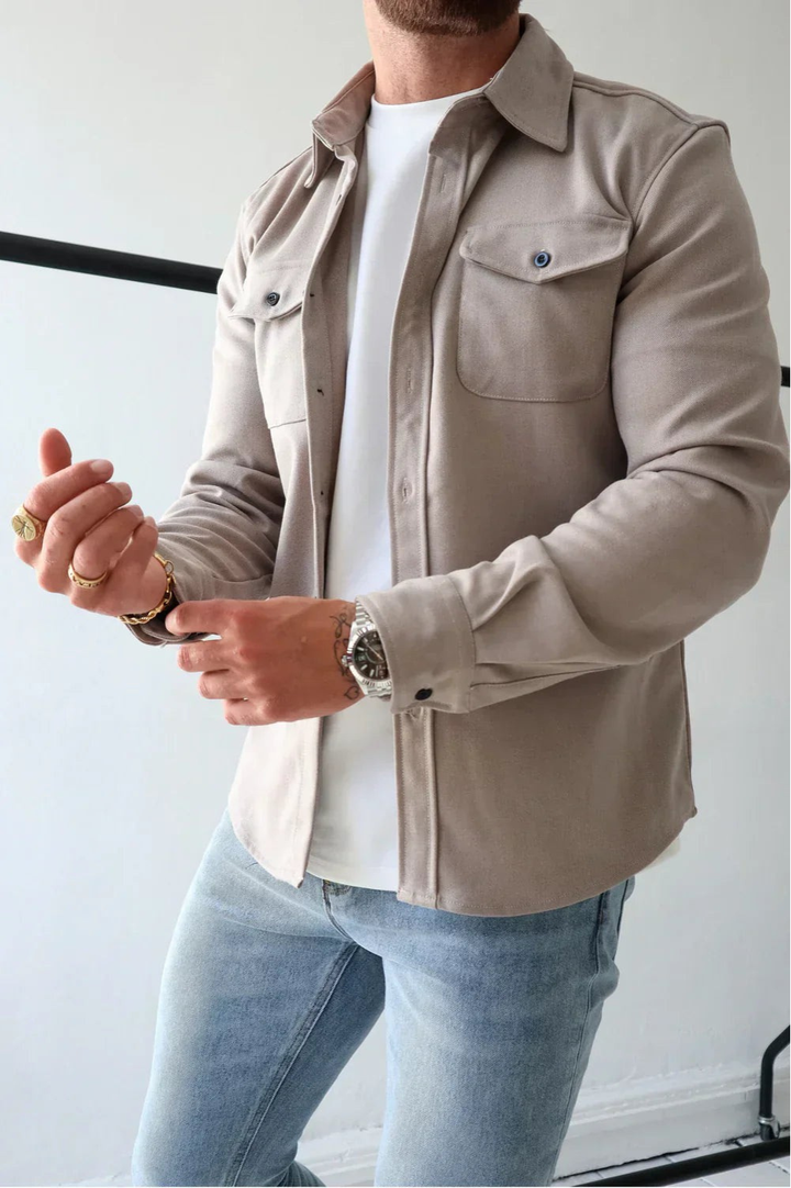 Smart casual herreoverskjorte for en skarp look. Perfekt for lag på lag, fritid og en moderne hverdag.