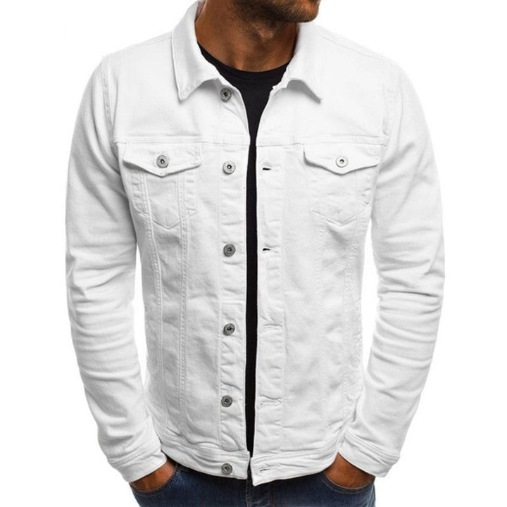 Klassisk herrejakke i denimstil med normal passform, knapper og skjortekrage for vår og høst.