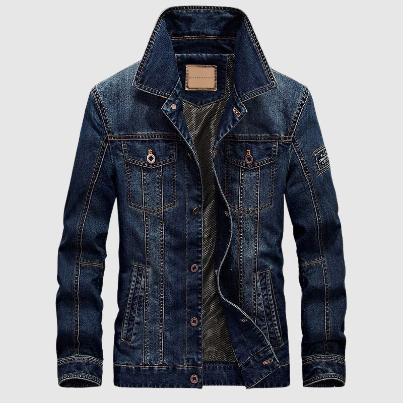Komfortabel, moderne herrejakke i blå denim. Trendy design for både hverdags- og festbruk.