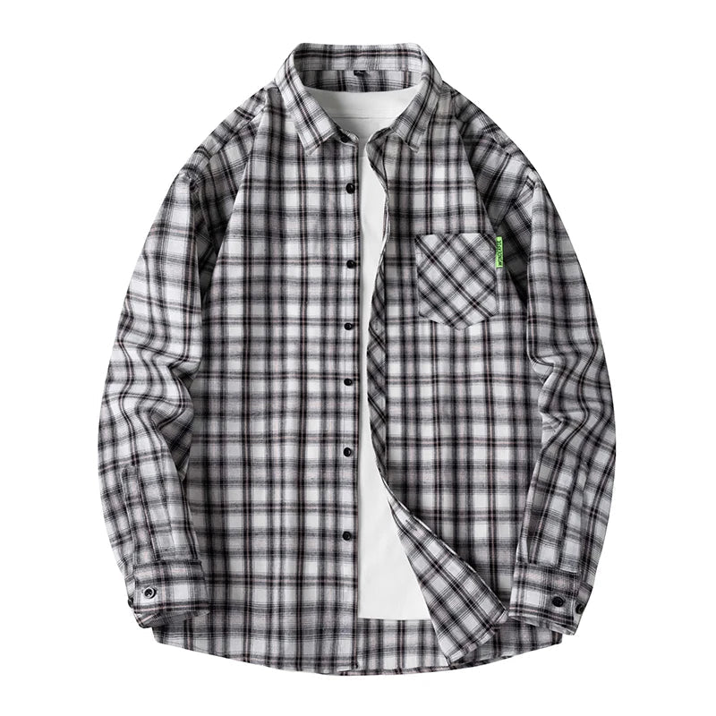 Komfortabel flanellskjorte for herre i myk bomull, perfekt for høst og fritidsbruk. Rutete design.