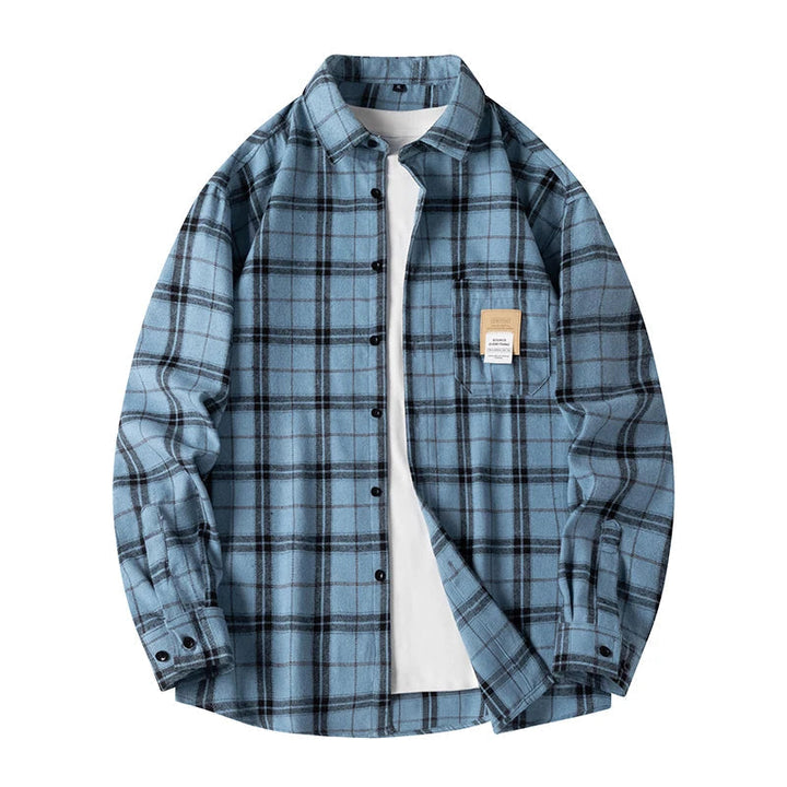 Casual herre flanellskjorte i rutete design. Komfortabel og overdimensjonert fritidsskjorte av bomull.
