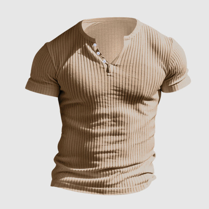 Tidløs kortermet herre Henley-skjorte, en must-have for en moderne og komfortabel casual look.