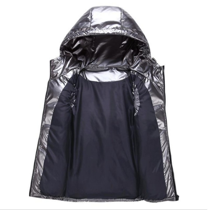 Isolert sporty herre hettevest som holder deg varm og komfortabel gjennom høst og vinter.