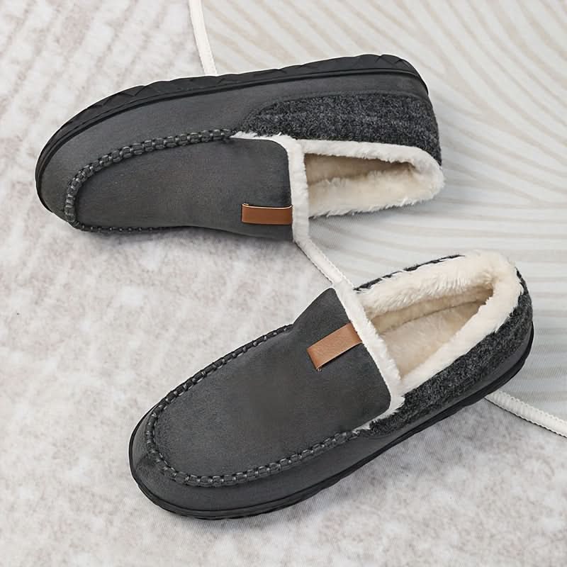 Maskinvaskbare herre loafers som holder føttene varme; komfortable, praktiske og stilige tøfler.