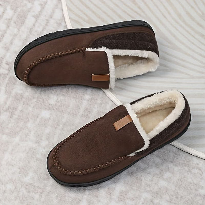 Komfortable og stilige herre loafers, perfekte som varme innesko og elegante hjemmesko.