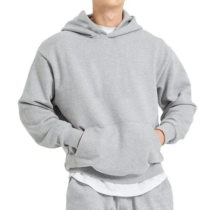 Trendy menns hettegenser med løs passform. Perfekt for casual look og komfortabel fritid.