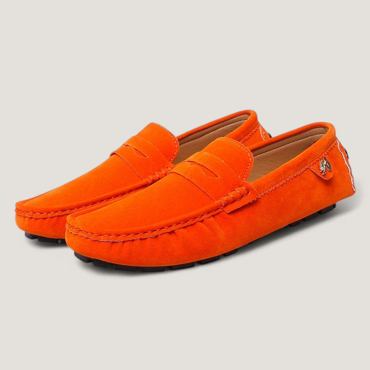 Holdbare herre moccasins med sklisikker gummisåle. Komfortable og stilige mikrofiber sko for allsidig bruk.