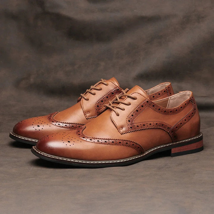 Formelle herre Oxford brogues, perfekte pensko for jobb, fest eller bryllup. Klassisk og tidløs herremote.
