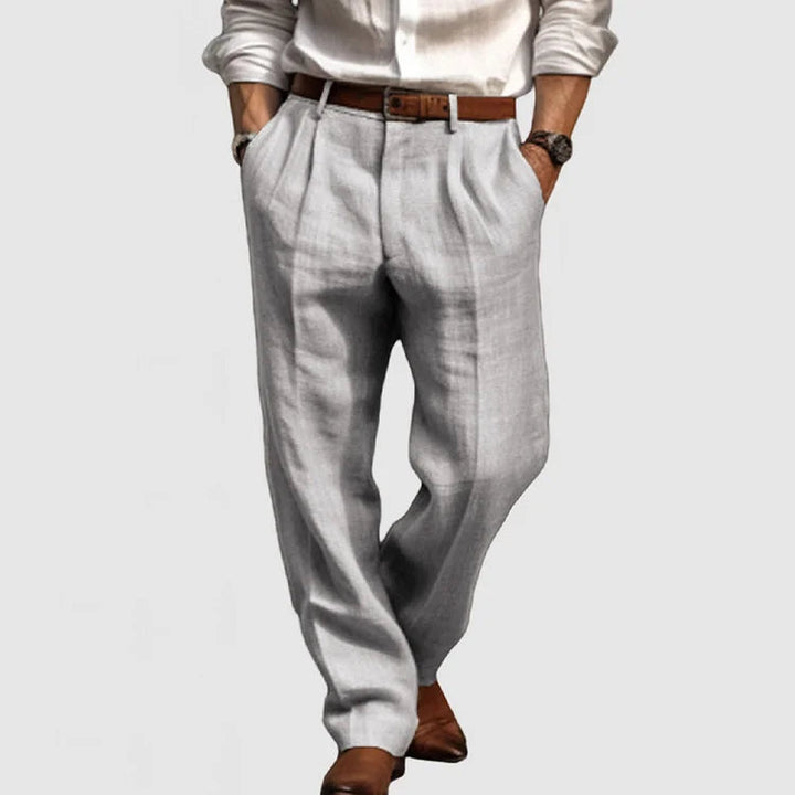Hvit klassisk herrebukse, rett snitt for en moderne stil. Komfortabel og pustende pantalon.