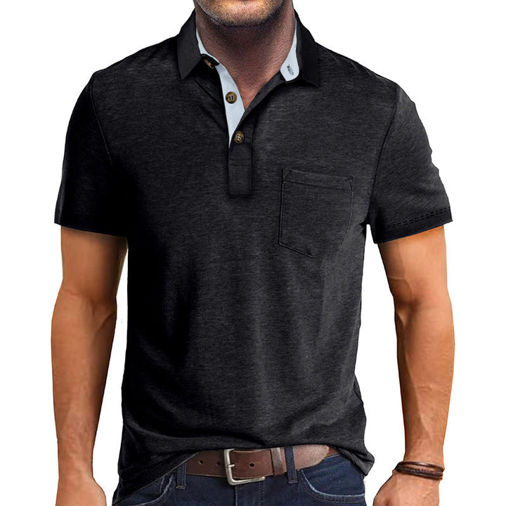 Klassisk herre poloshirt i tidløs stil, perfekt for fritid og kontor. Komfortabel og allsidig.