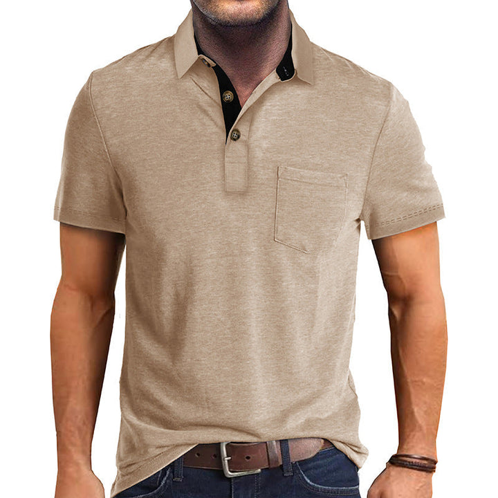 Enkel og elegant herre poloshirt, lett å kombinere med ulike antrekk for menn.