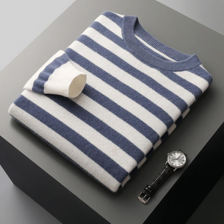 Herregenser: Stilfull, stripete o-hals genser i mykt stoff. Allsidig for casual og fritidsbruk.