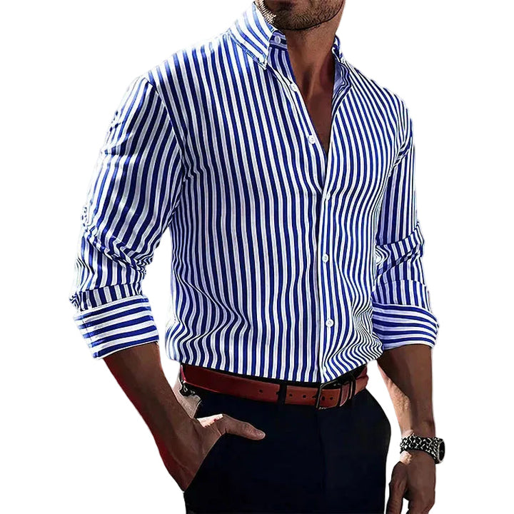 Elegant stripet herreskjorte for smart casual stil, komfortabel og allsidig for kontor og fritid.