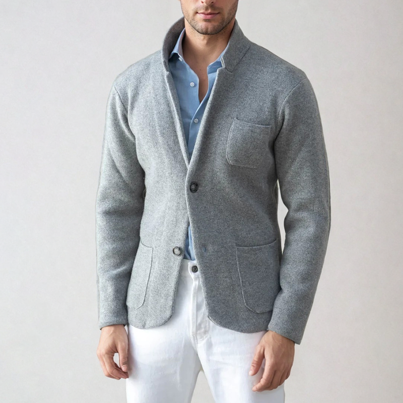 Herreblazer med elegant passform, perfekt for en moderne herremote. Stilren og allsidig for enhver anledning.