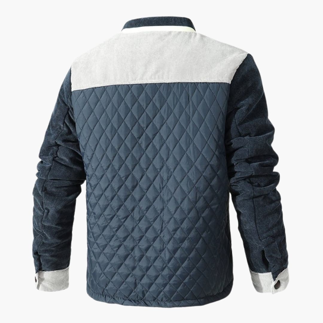 Stilren herre vattert jakke med elegante kontrastdetaljer, perfekt for overgangsvær.