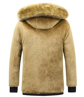 Frontbilde av stilren herre vinterparkas. Varm jakke for menn med avtagbar hette, perfekt yttertøy.
