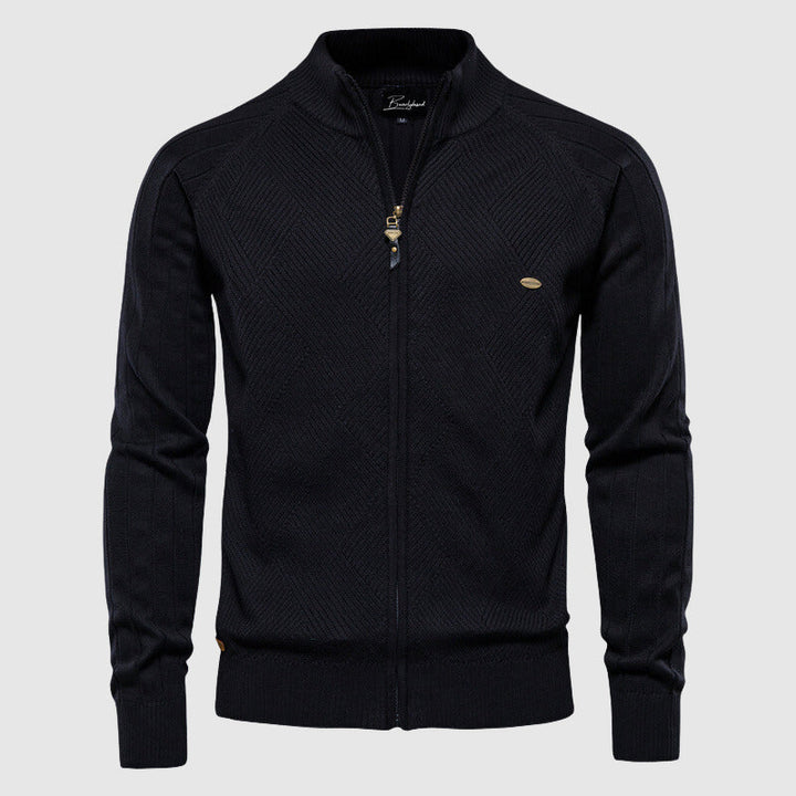 Mørkblå herre zip-up cardigan med ribbet tekstur. Ideell for casual vår- og høstantrekk.