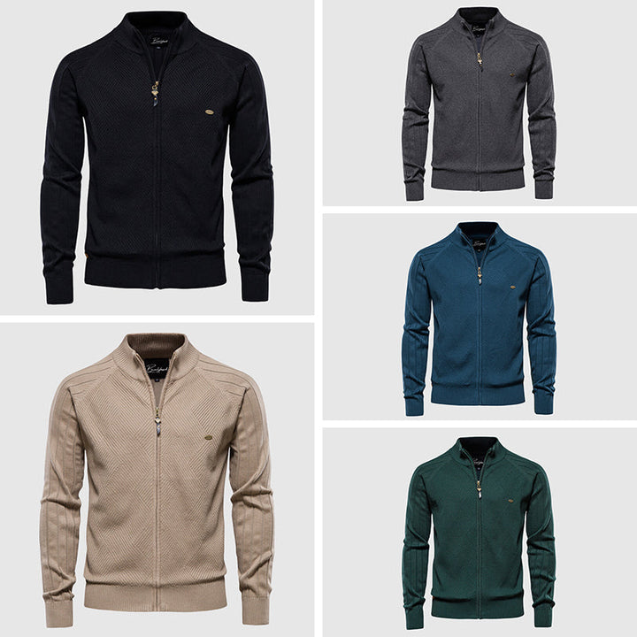 Moderne herre zip-up cardigan med ribbet mønster. Tidløst valg for lag-på-lag stil og komfort.
