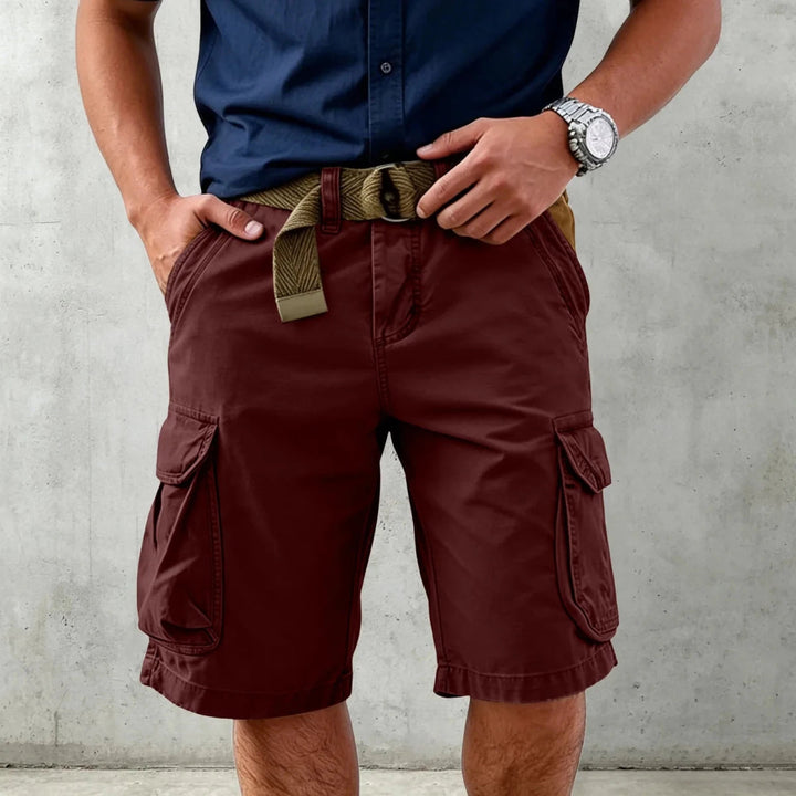 Komfortable herre cargo shorts for sommer, casual stil med flerlommer, perfekt for utendørs og fritid.