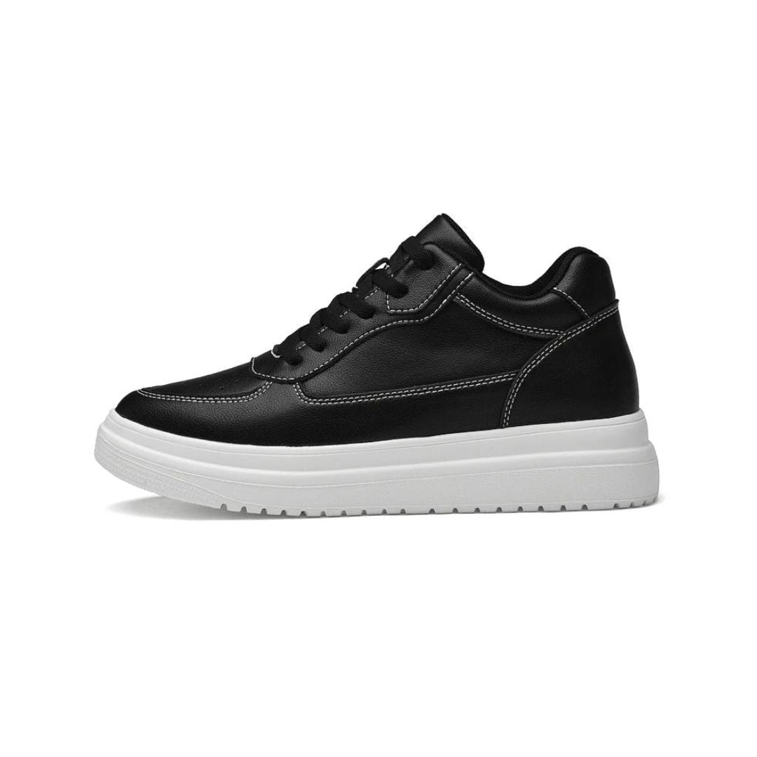 Komfortable herresneakers med høydeøkning. Perfekt for casual bruk og en selvsikker, elegant look.