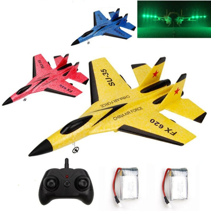 Stabil EPP RC jagerfly for barn. Robust design, ideelt for nybegynnere som ønsker et fjernkontroll-fly.