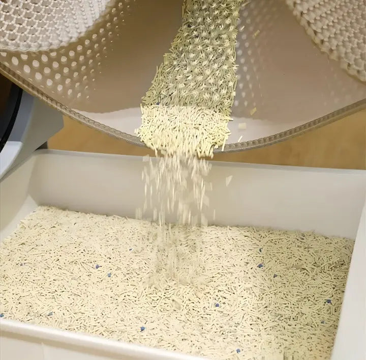Nærbilde av kattesandmattens bikubemønster; fanger sand, sklisikker overflate for trygghet.