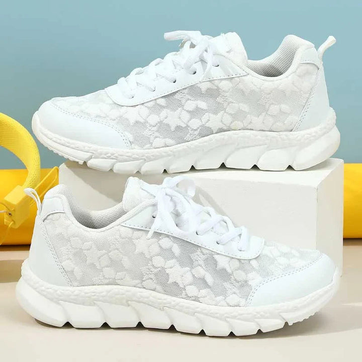 Myke og komfortable fritidssko for unisex, perfekt som dempede hverdagssko med snøring.