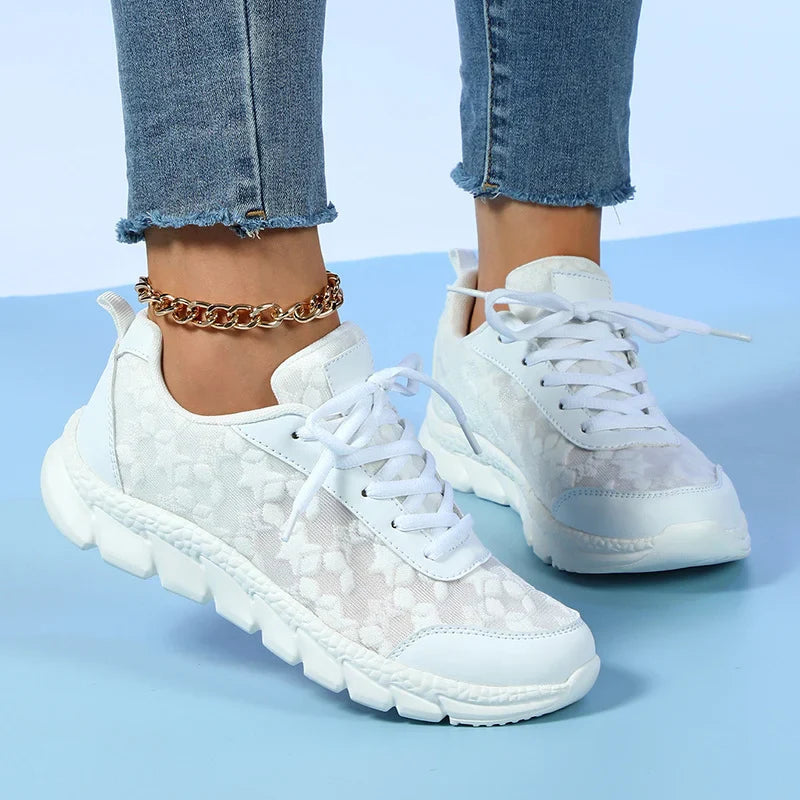Allsidige unisex treningssko; komfortable, lettvekt og sporty for både trening og hverdag.