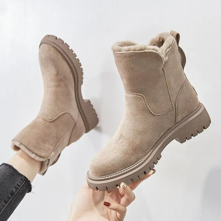 Dame casual boots med ortopedisk støtte gir en chic og komfortabel opplevelse for daglig bruk.