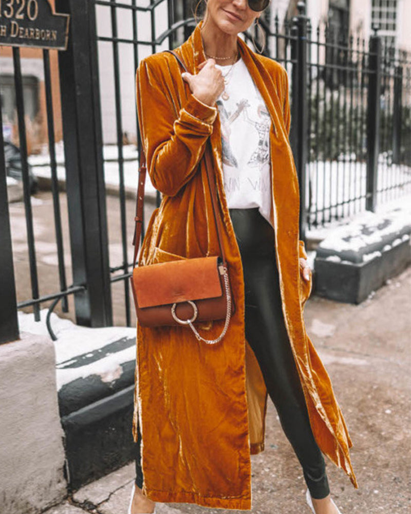 Enkel å style: lang duster cardigan for kvinner, skaper et elegant og varmt høstantrekk.