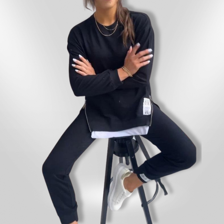 Dameklær: Oversized genser og joggebukse i et komplett loungewear sett, ideelt for fritidsbruk.