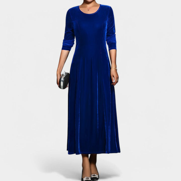 Langermet midikjole i A-linje for kvinner. Elegant look som kombinerer stil og komfort for enhver dag.