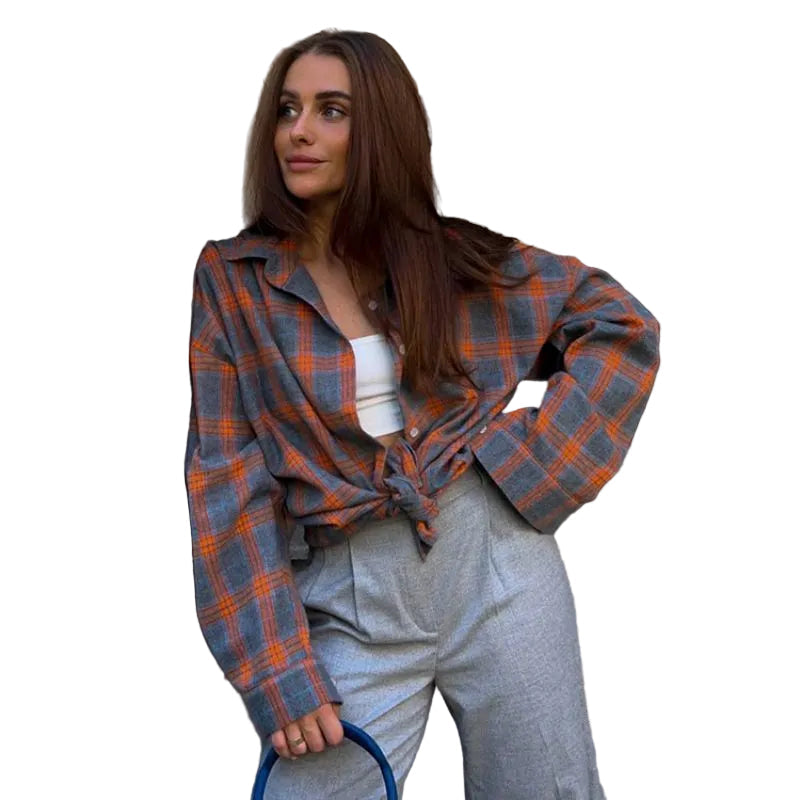 Oversized rutete skjorte for kvinner, komfortabel casual stil. Perfekt for lag-på-lag.
