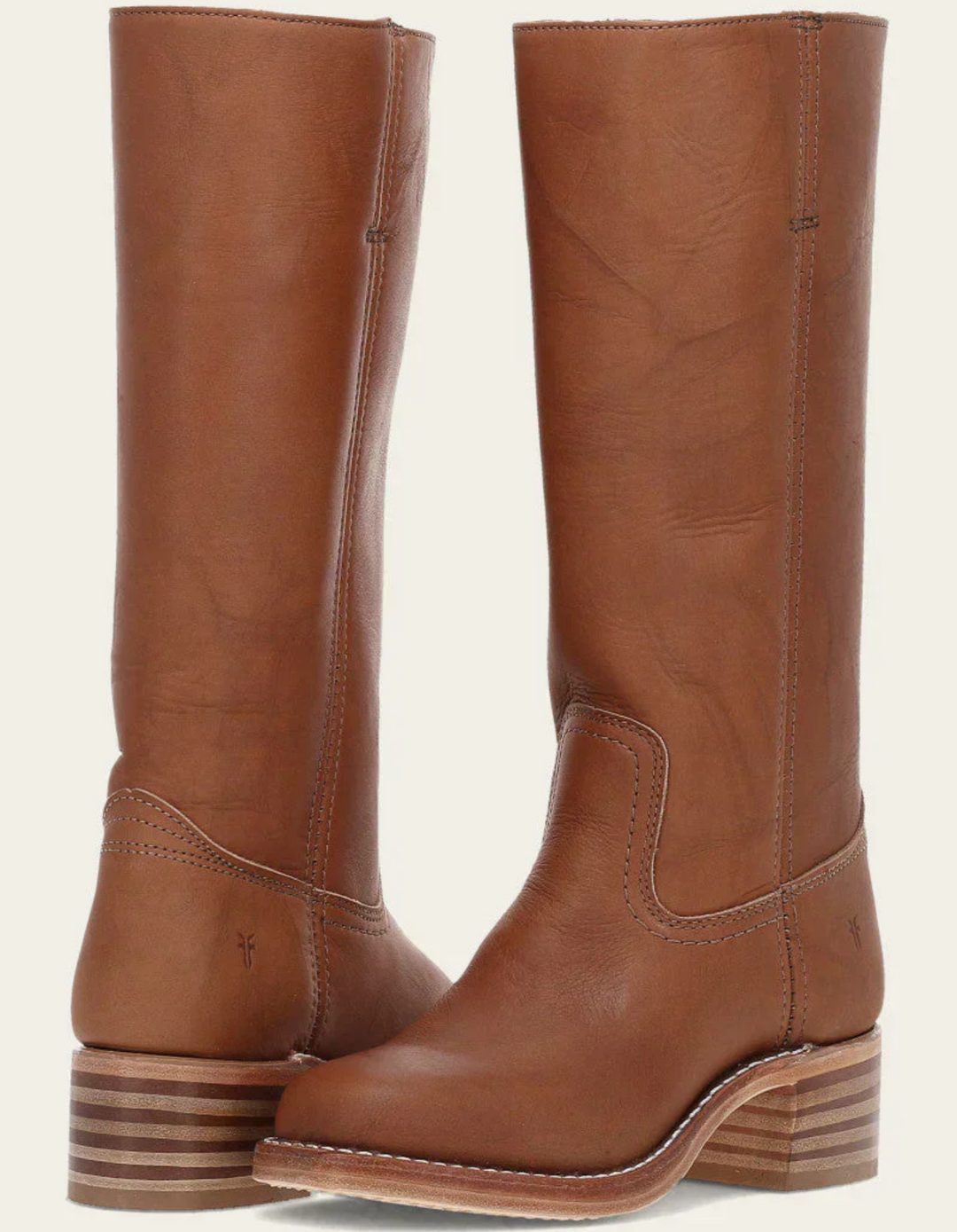 Damestøvler med platåsåle, perfekte for en elegant og komfortabel moderne look.