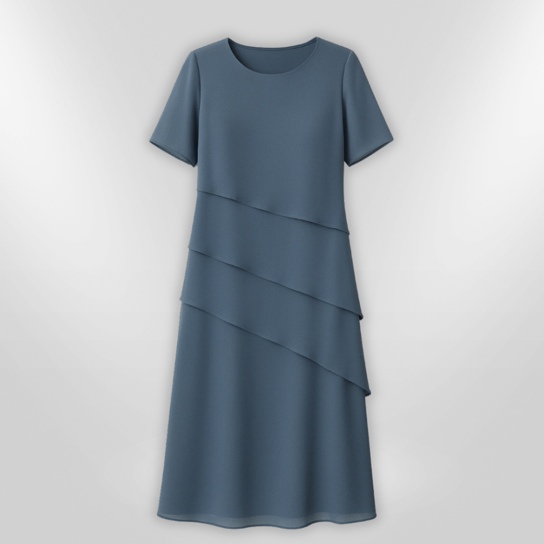 Stilren chiffonkjole for kvinner, ideell for formelle anledninger og sommerfester.