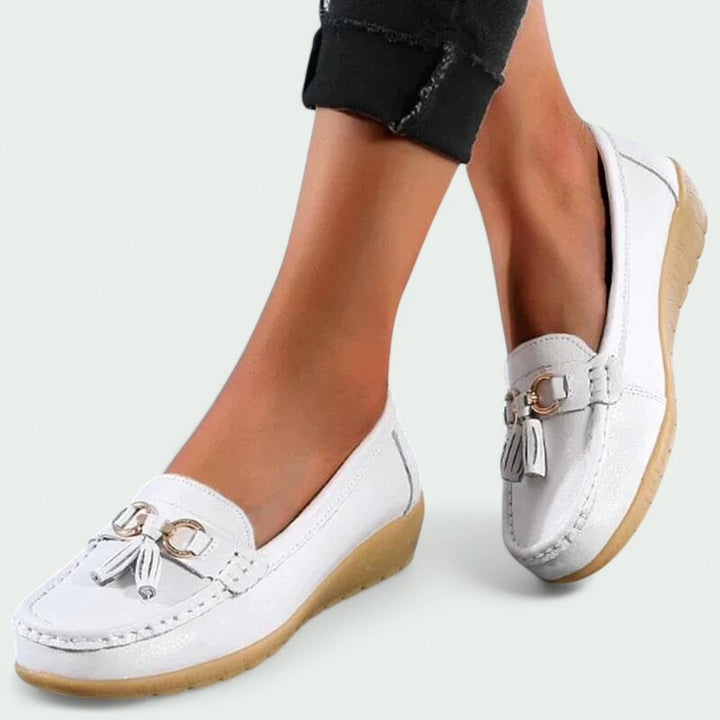 Hverdagsfottøy for dame: Komfortable mokasiner. Stilige og praktiske slip-on sko for en aktiv hverdag.