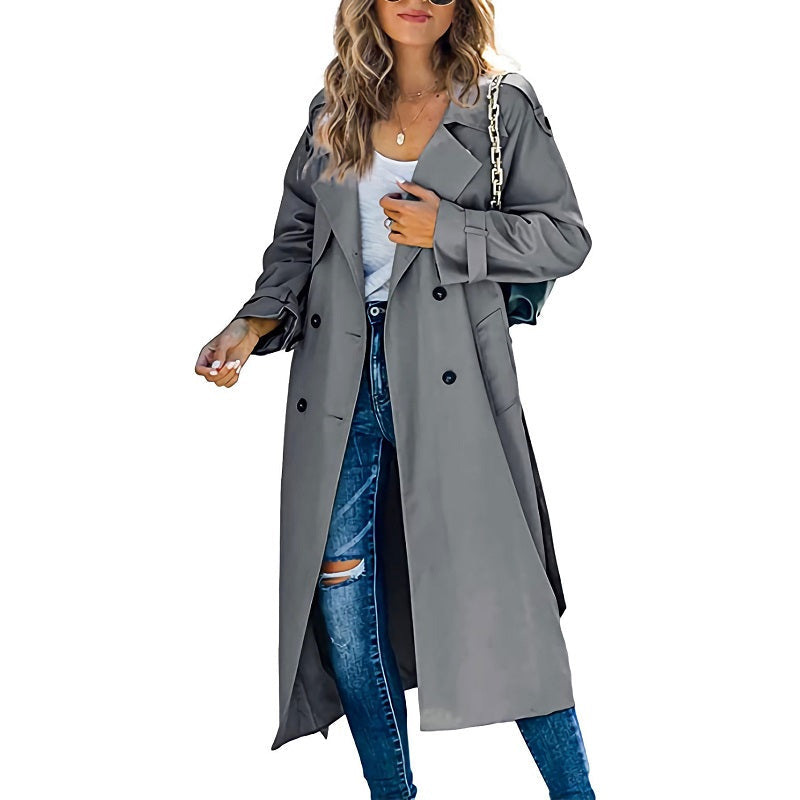 Kvinners lang dobbeltspent trenchcoat med belte i livet, stormklaff og klassisk krage for elegant stil.