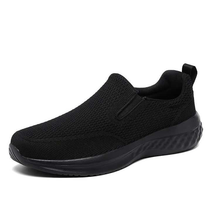 Moderne menns slip-on sneakers. Allsidige fritidssko, komfortable for hverdagsbruk.