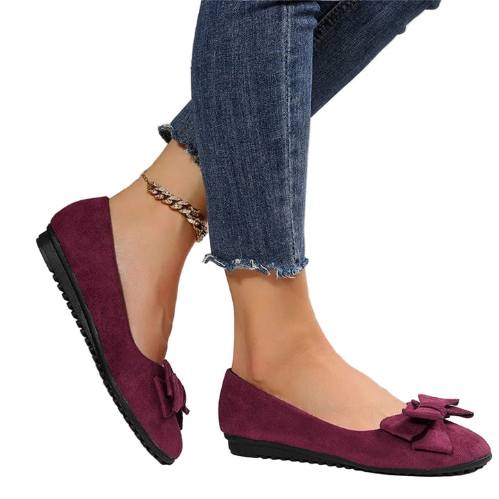 Komfortable kvinners slip-on sko for hverdagsbruk, med lett design og god støtte.
