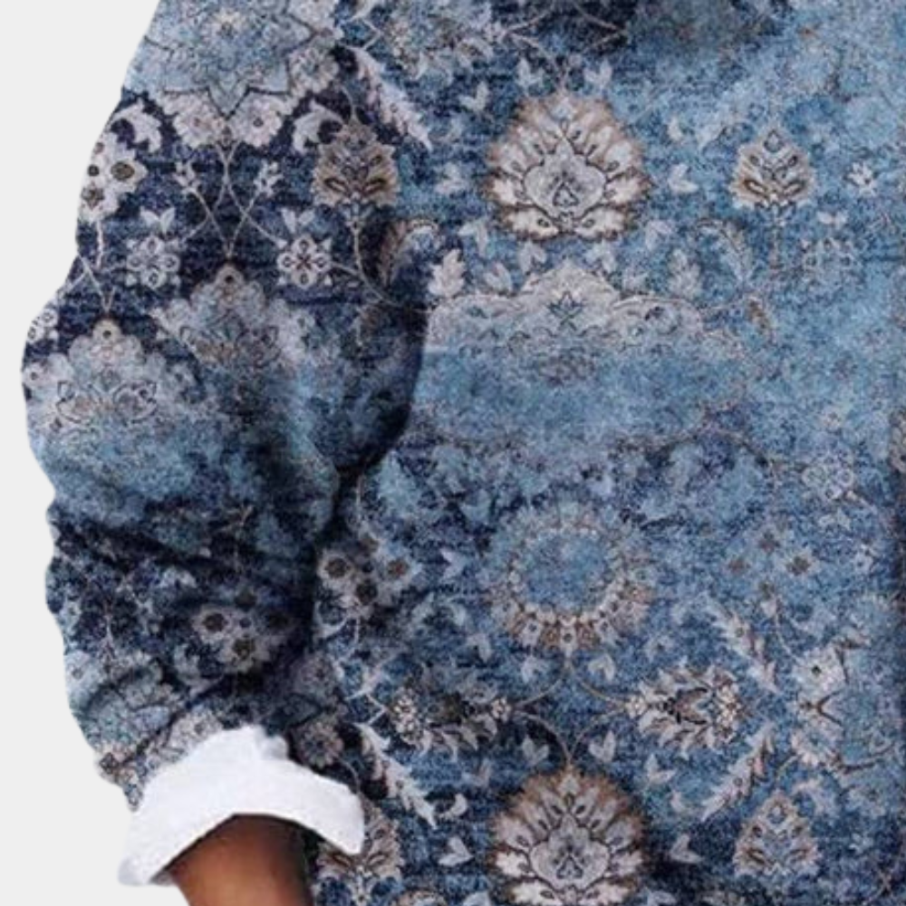 Stilren rød sweater for kvinner, myk og allsidig for motebevisste dager.