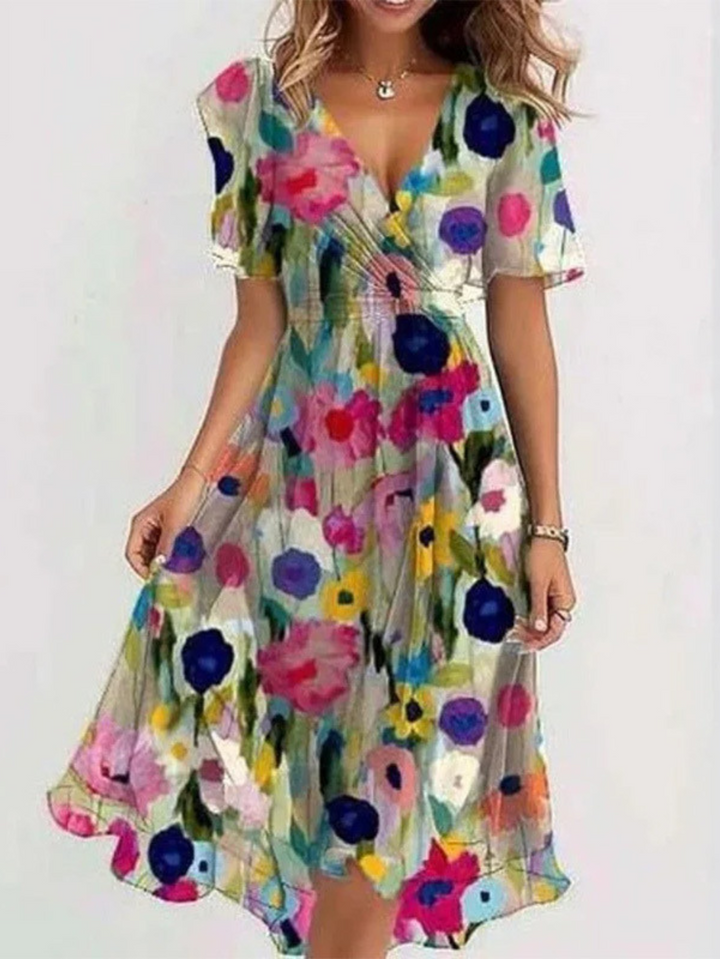 Stilren damekjole med magetrekk, en trendy sommerkjole for enhver anledning. Perfekt for sommermote.
