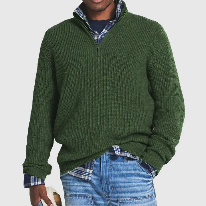 Komfortabel menns vintergenser i varm ull med halv-zip, ideell for kalde dager.