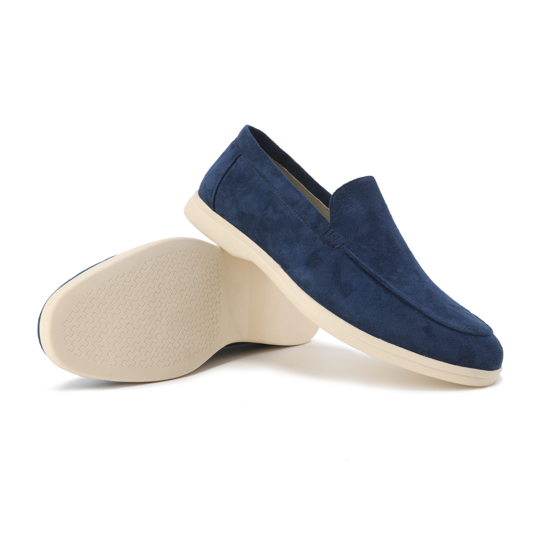 Klassiske loafers for menn i pustende materiale for vårkomfort. Stilrent og praktisk valg.