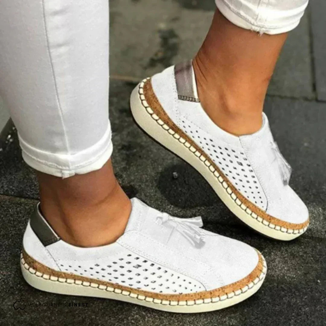 Stilige casual slip-on sko for damer. Fleksible hverdagssko uten snøring, ideelle for fritid.