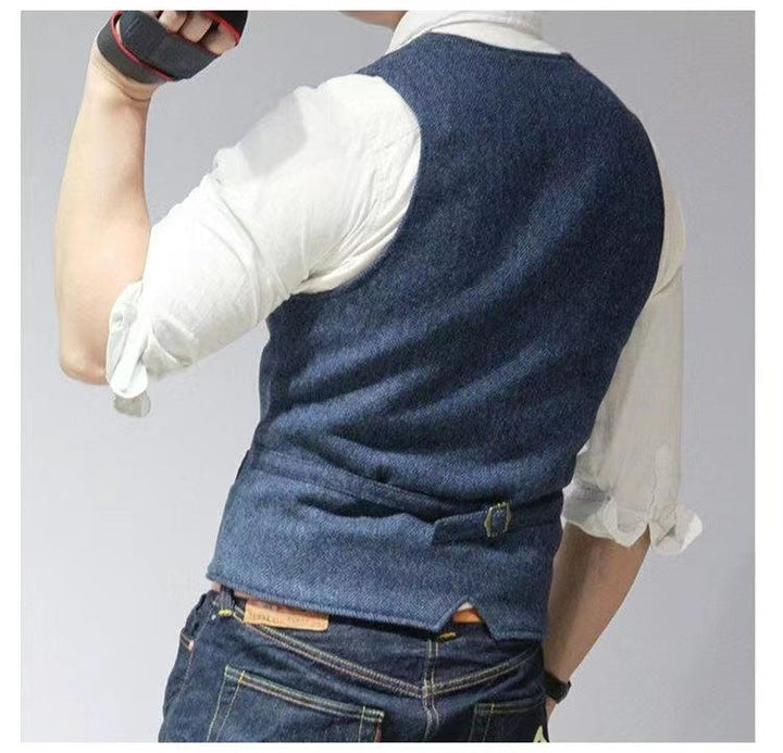 Elegant herrevest for menn, stilfull V-hals slim fit, perfekt til kontor og fest.