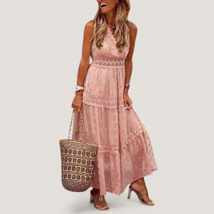 Boho-inspirert maxikjole til dame, myk og lett bomullskjole for elegant sommerstil.