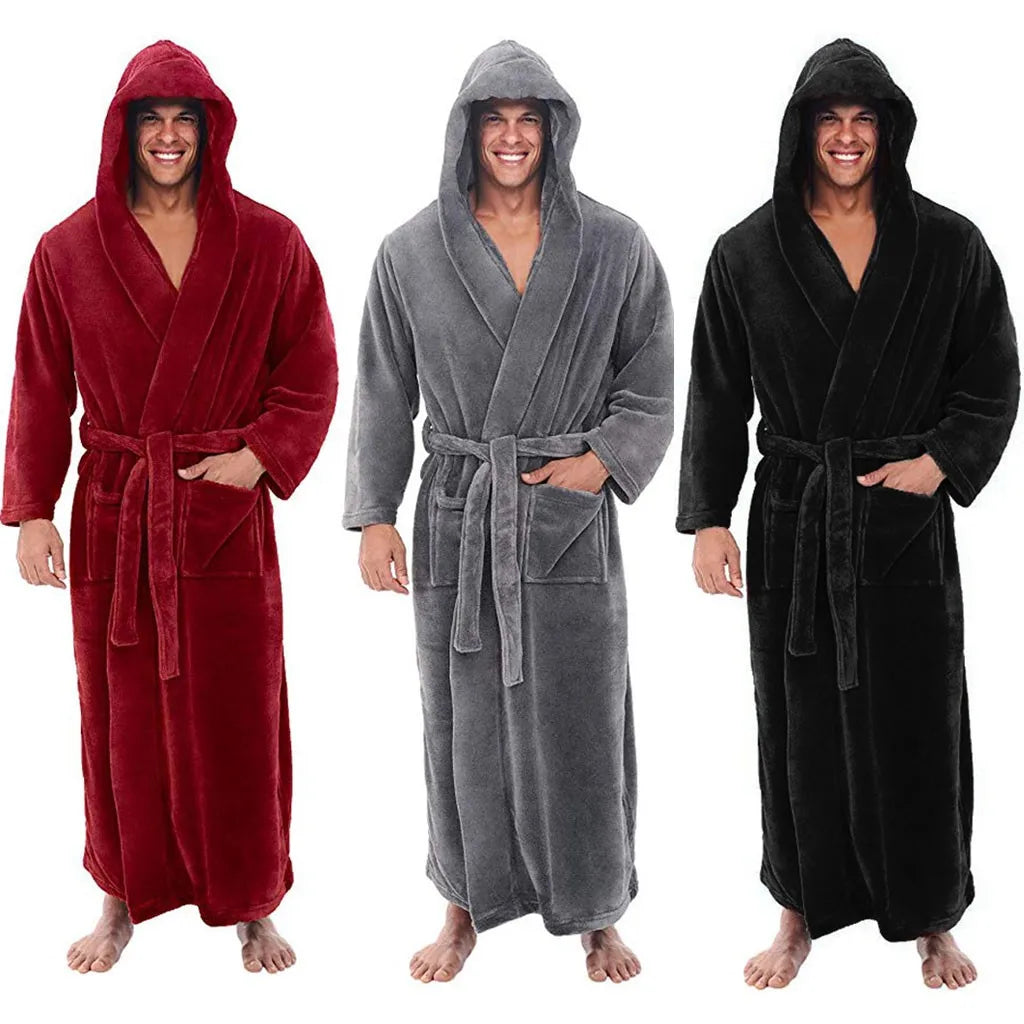 Koselig flanell morgenkåpe med hette for menn, ideell for kalde vinterkvelder og hjemmekos.