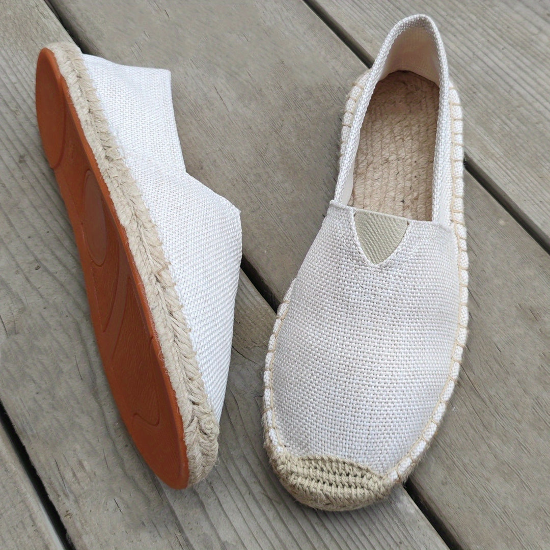 Nye lette espadriller for menn i gråtoner, perfekt for moderne herremote og sommerlig stil.