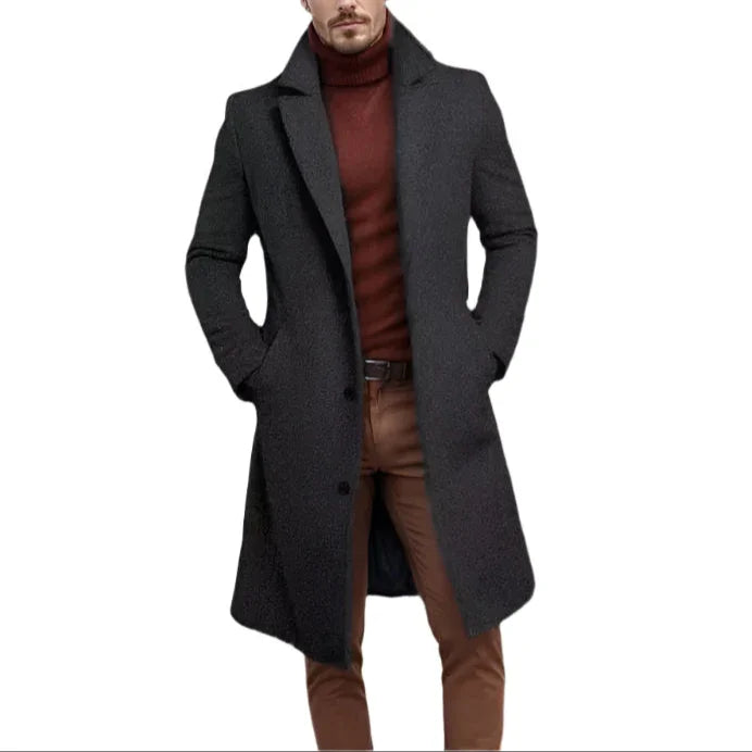 Varm og elegant menns vinterkåpe i skreddersydd ullblanding, ideell for kalde dager.